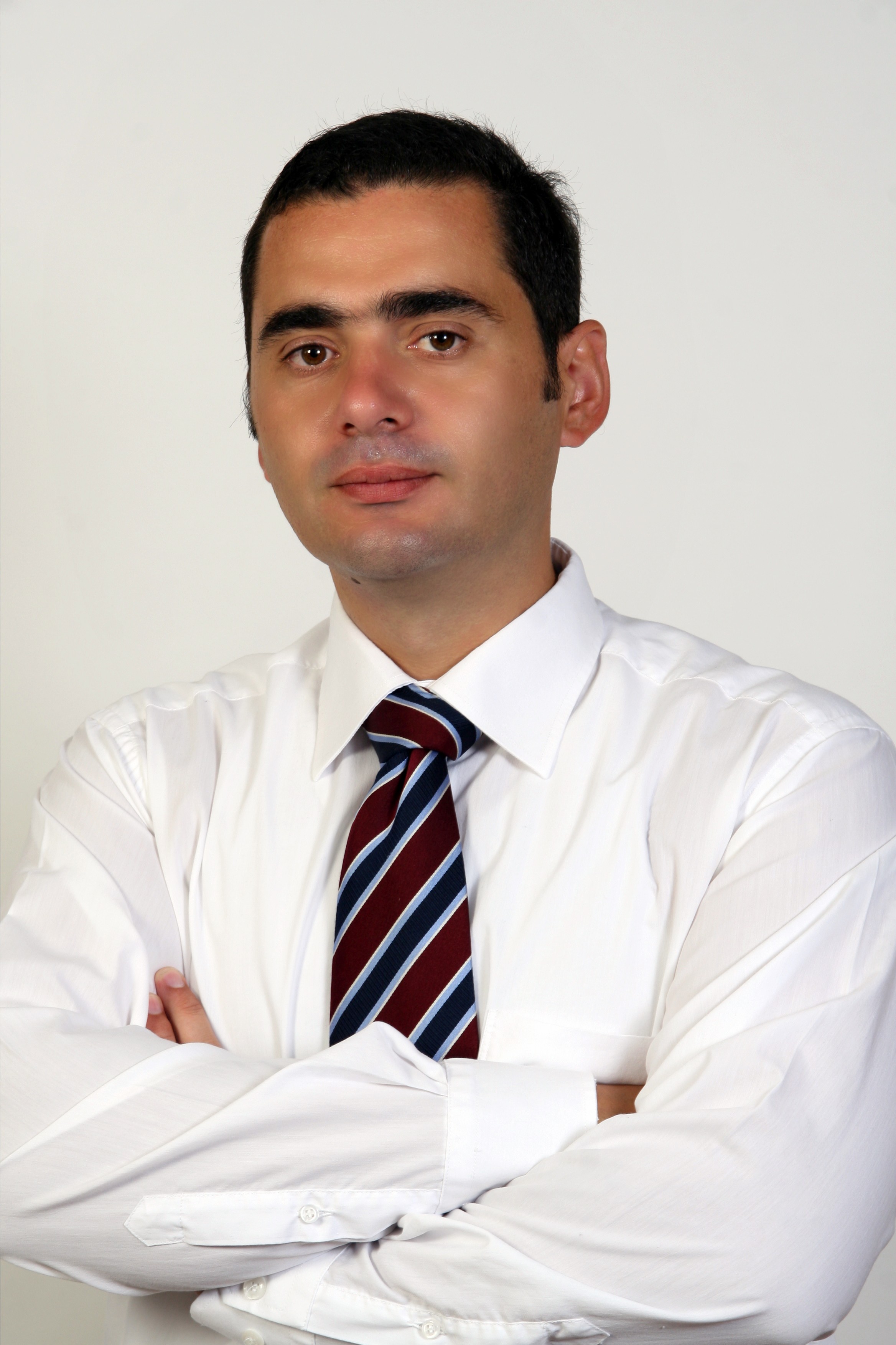 Dr. Aleksandar Savanovic